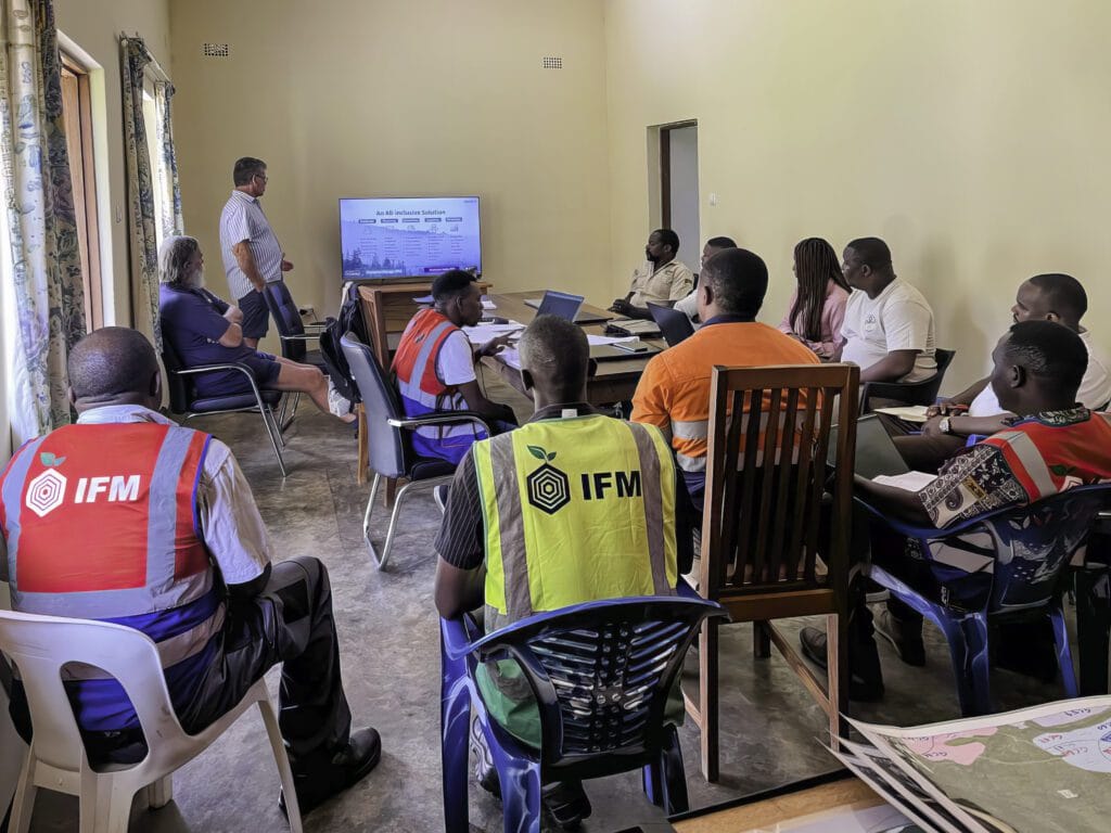 Microforest conducting training session for IFM field staff in Gondola, Mozambique